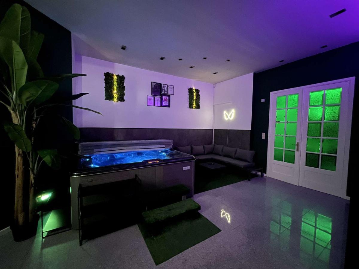 City Lounge Wellness Dison Exterior photo